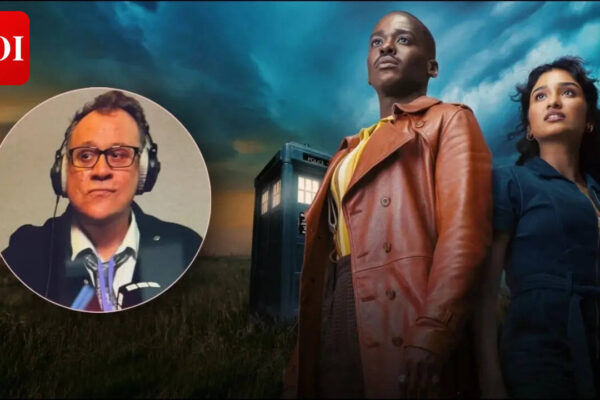 Russell T Davies: ‘Doctor Who’ creators cancel Christmas special; Russell T Davies announces exit: ‘Here comes the future, vworp vworp’ |