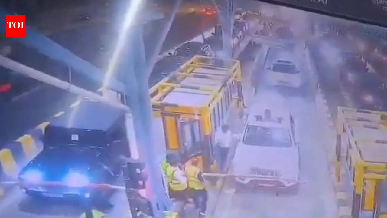 Greater Noida toll plaza chaos: Miscreants break barrier, threaten employees; videos go viral | Noida News