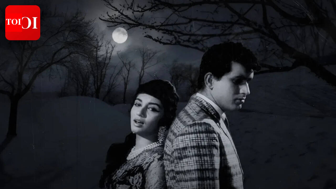 Manoj Kumar: This superstar spotted a real female beggar outside Taj Hotel, cast her in his film, it later became a cult classic |
