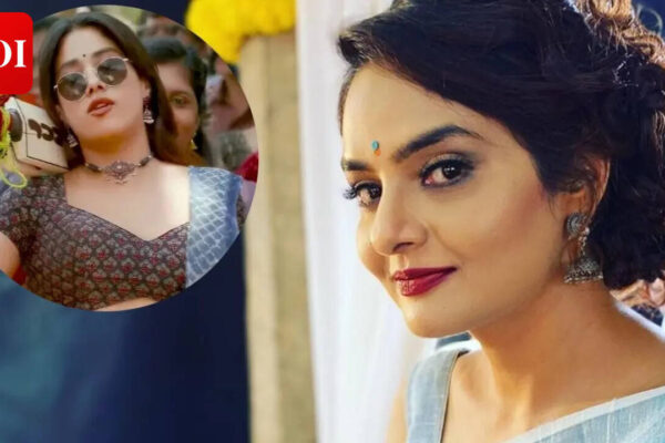 Madhoo defends Janhvi Kapoor over ‘Peddi’ criticism, calls her a true star on the rise |