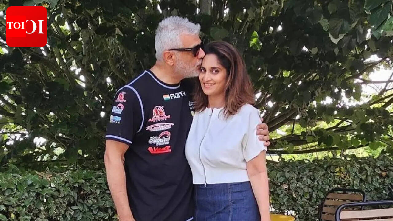 Ajith Kumar’s FIRST photos after mother’s demise shared by wife Shalini, make fans emotional seeing his smile | Tamil Movie News