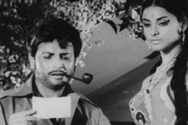 Biswajeet's daughter reacts to her father forcefully kissing Rekha: 'He should have taken consent, but he wasn't solely responsible' | Hindi Movie News