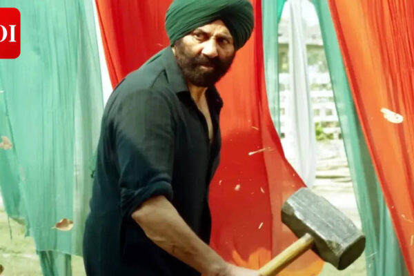 Gadar 3: Anil Sharma shares 'Gadar 3' update; director working on script, teases film could begin shooting in 2027 | Hindi Movie News