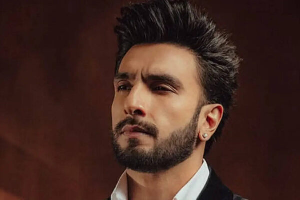 Ranveer Singh: Has Ranveer Singh bought new Ferrari worth Rs 6.36 crore amid 'Don 3' row? Video goes viral, netizens react | Hindi Movie News