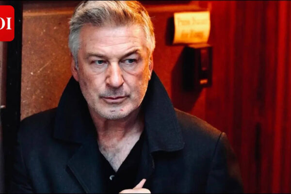 Alec Baldwin wants his children to grow up with hope: ‘We've got to continue to fight to prove to our children’ |