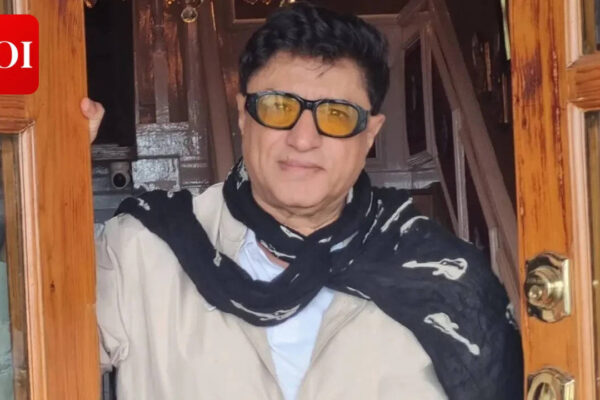 Anand Raaj Anand reveals he battled suicidal depression after moving to London: 'From 2011 to 2020, I was on medication' | Hindi Movie News