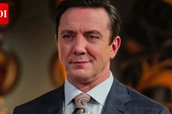 Harry Potter: Peter Serafinowicz joins 'Harry Potter' series; set to bring Peeves the Poltergeist to screen for first time |