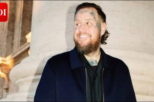 Jelly Roll: Video of Jelly Roll's recent hospital visit resurfaces following divorce from Bunnie XO |