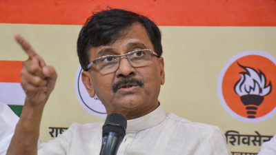 Sanjay Raut does it again: Hurls abuses at rebel MPs who skipped Uddhav's key meeting | India News