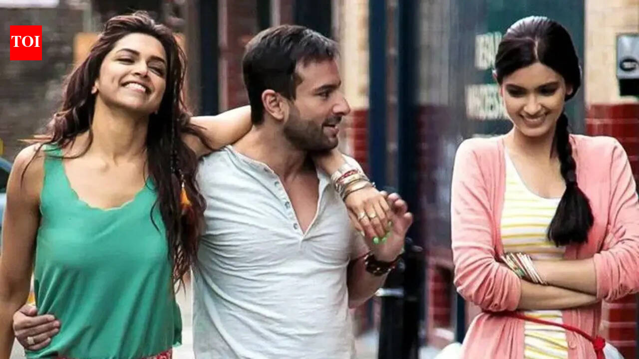 When Deepika Padukone made an unfiltered 'Cocktail' confession: 'It’s a bigger compliment when women make pass at me' | Hindi Movie News