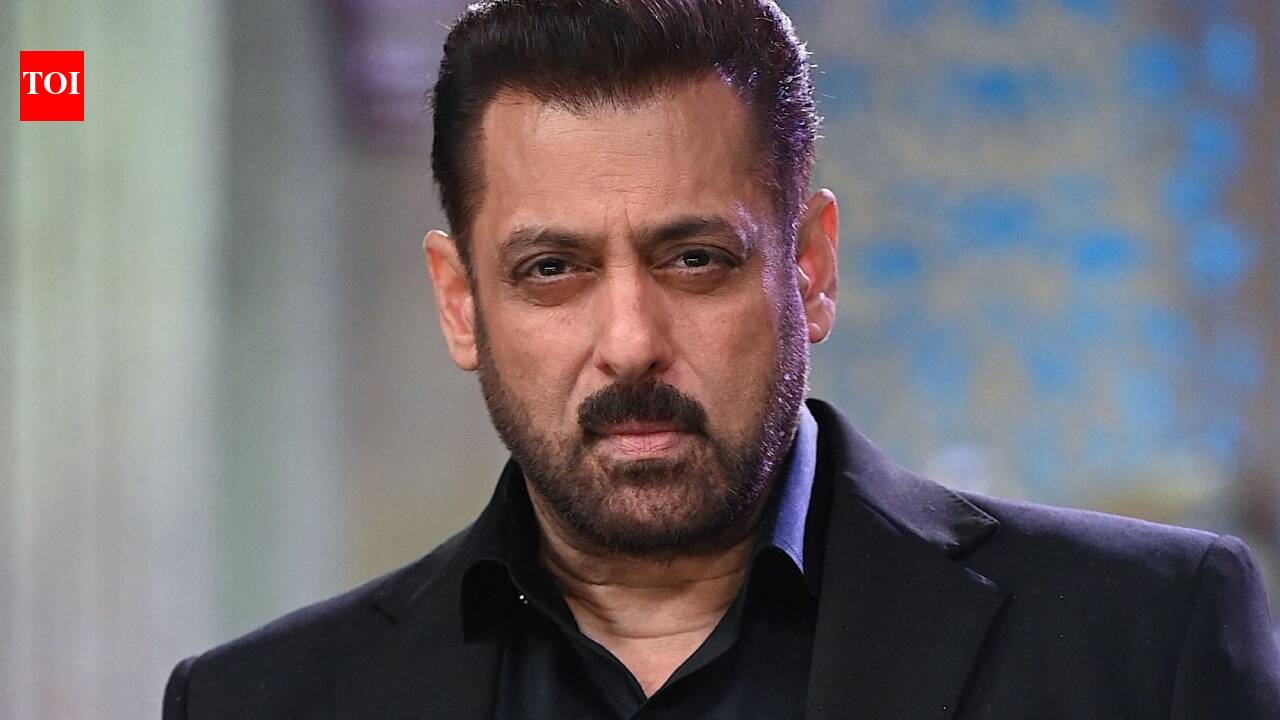 Salman Khan was mentally, emotionally drained after Baba Siddiqui's demise, rib injury, still showed up on Sikandar set, says his co-star praising the actor | Hindi Movie News