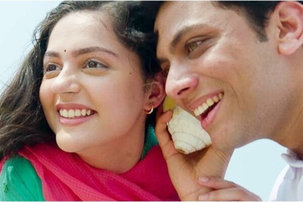 Aneet Padda and Vishal Jethwa's playful video from the sets of 'Shakti Shalini' leaked - Watch | Hindi Movie News