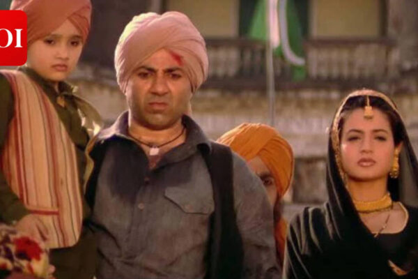 Ameesha Patel says she questioned 17-year age gap with Sunny Deol in Gadar: ‘Age gaps are absolutely fine if the story needs them' | Hindi Movie News
