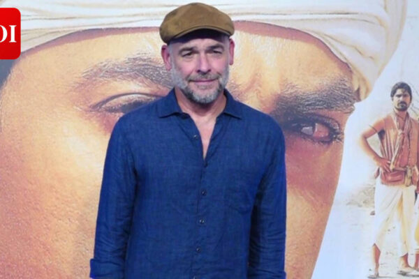 Paul Blackthorne: 'I was happy to point a finger at the British Raj'; recalls Aamir Khan's commitment on Lagaan | Hindi Movie News