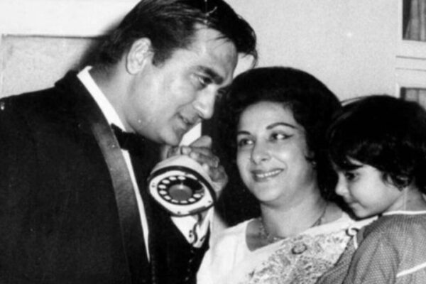 Priya Dutt remembers Sunil Dutt on Father’s Day; Shares rare family memories; 'His love and values continue to inspire me' | Hindi Movie News