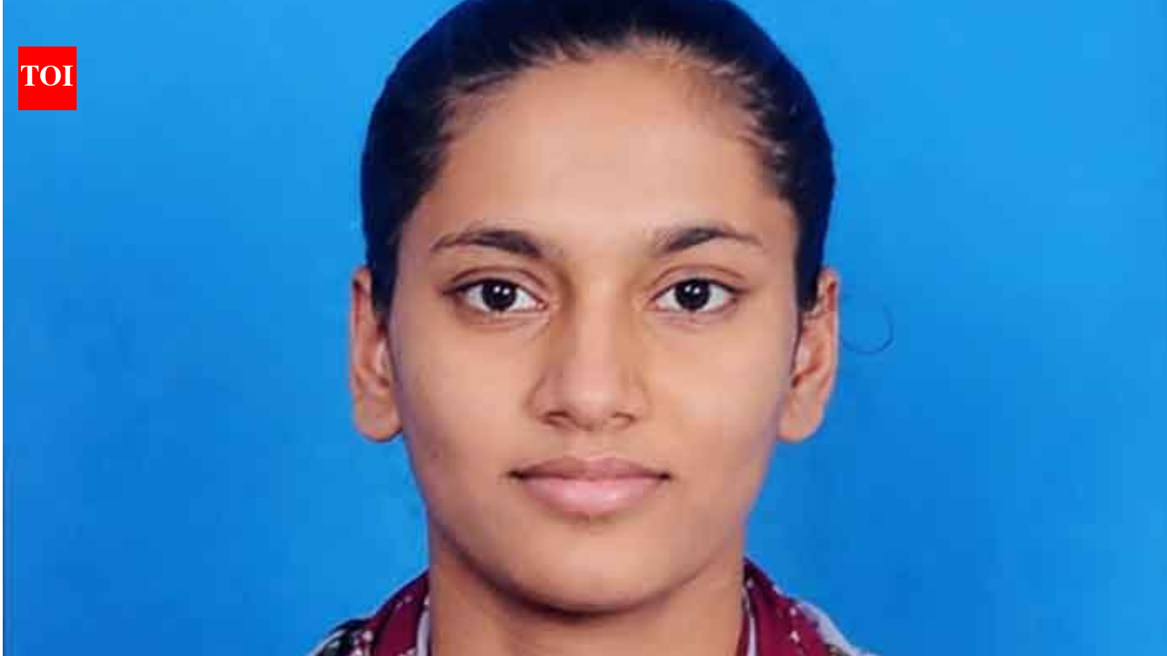 'No one is responsible for my death': 19-year-old NEET aspirant dies by suicide in Hyderabad | Hyderabad News
