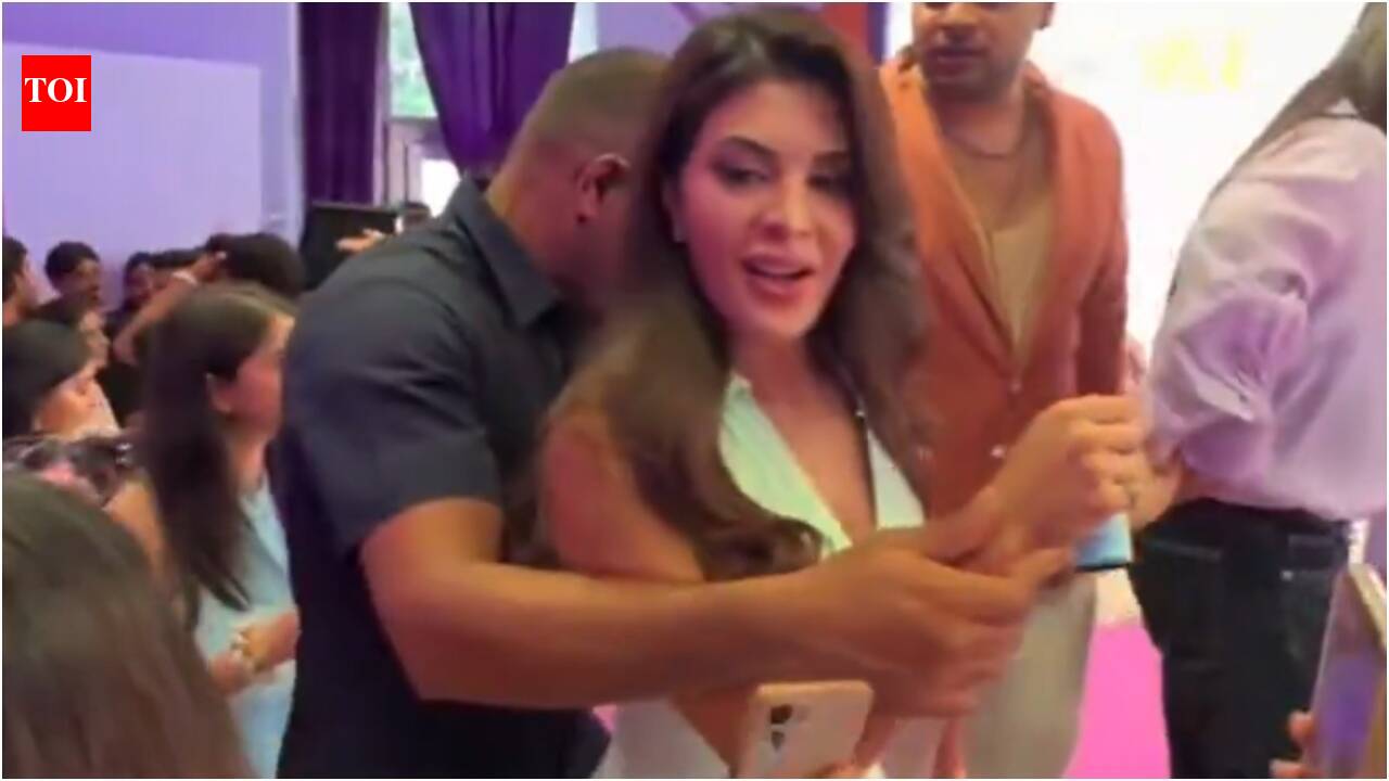 'Bina touch kiye protect kar': Jacqueline Fernandez’s bodyguard sparks fierce online debate after restraining her from fans and grabbing her wrist | Hindi Movie News