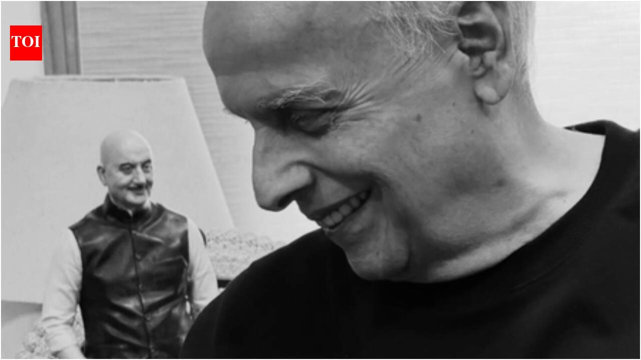 Anupam Kher: 'Bhatt Saab gave me 'Saaransh': Anupam Kher calls himself a 'richer man' because of 'destiny shaper' Mahesh Bhatt in emotional post | Hindi Movie News