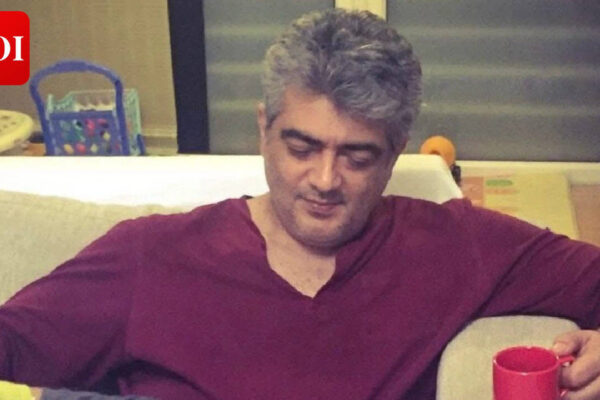 Ajith Kumar's rare Father's Day moments; Shalini shares heartwarming photos with Anoushka and Aadvik |