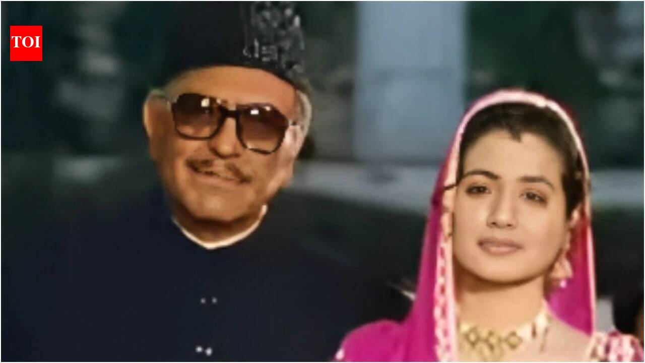 Ameesha Patel: 'I was shitting bricks, shivering, but he was doll to work with': Ameesha Patel recalls her warm bond with Amrish Puri on the sets of 'Gadar' | Hindi Movie News