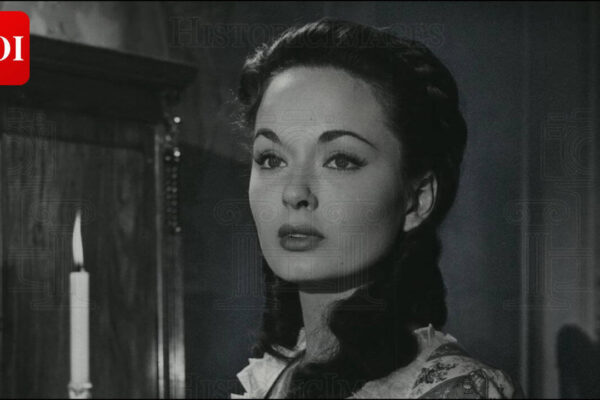 ‘Mildred Pierce’ and ‘Chip Off the Old Block’ star Ann Blythe passes away at 98 |