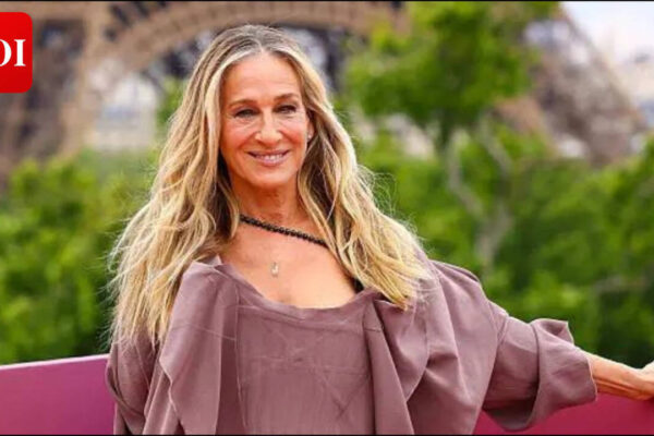 Sarah Jessica Parker Net Worth: Food stamps to USD 200 million net worth: How Sarah Jessica Parker rose from 8-sibling welfare household to TV’s highest-paid actress | English Movie News