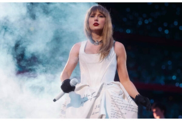 Taylor Swift: From Travis Kelce’s debut to the inflatable cobra: 5 times Taylor Swift stunned fans with her best stage moments | English Movie News