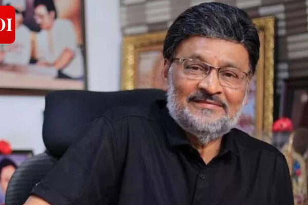 Bhagyaraj Films: ‘Thooral Ninnu Pochu’, ‘Aakhree Raasta’, ‘Oru Kaidhiyin Diary’ and others: Veteran Tamil filmmaker K Bhagyaraj’s films to watch |