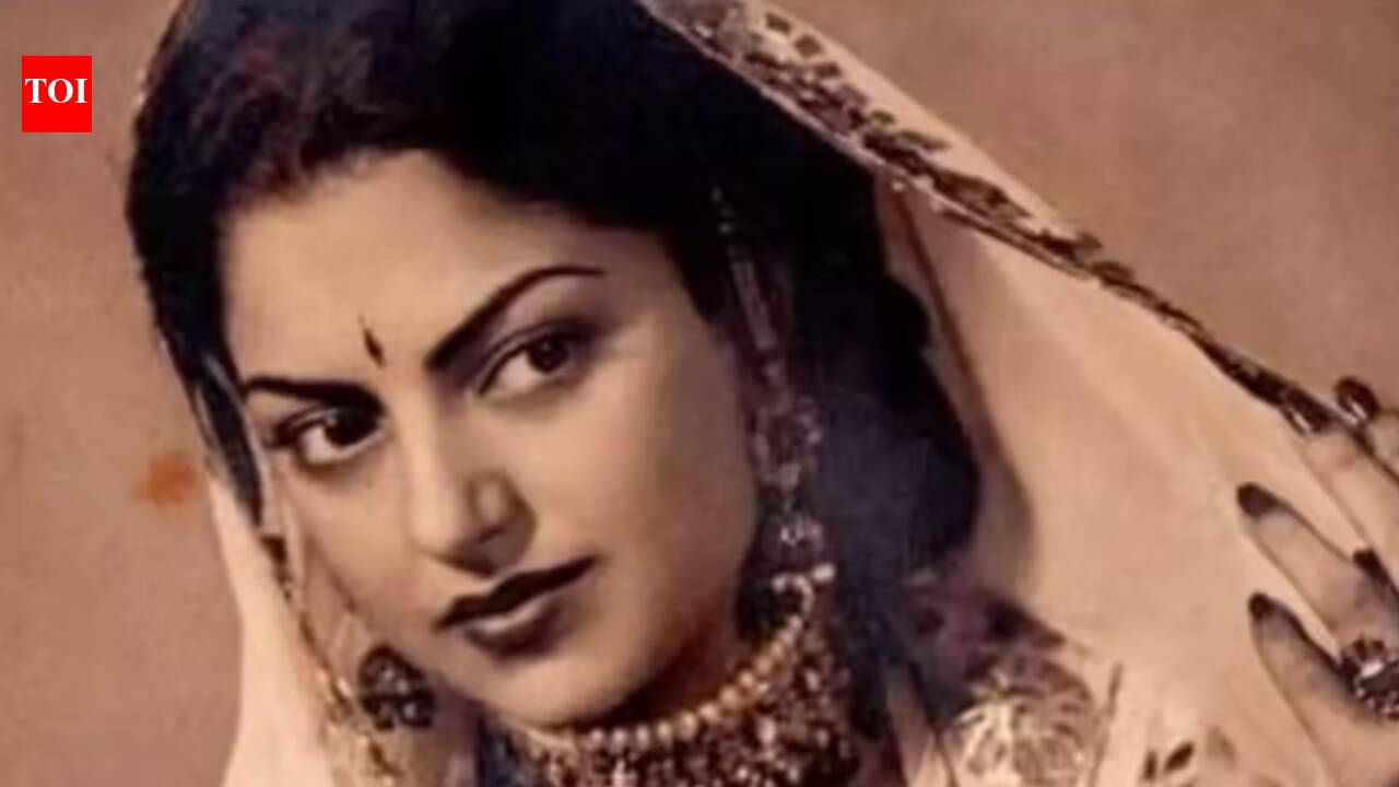 Zubeida Begum: Meet the actress whose father halted the shoot with pistol, starred opposite Geeta Bali, inspired 'Zubeidaa'; but her life ended in plane crash | Hindi Movie News