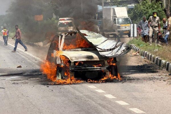 'Let’s die together': Karnataka man pulls out crude bombs from pocket after lover 'refused' to marry him; killed in explosion | Bengaluru News