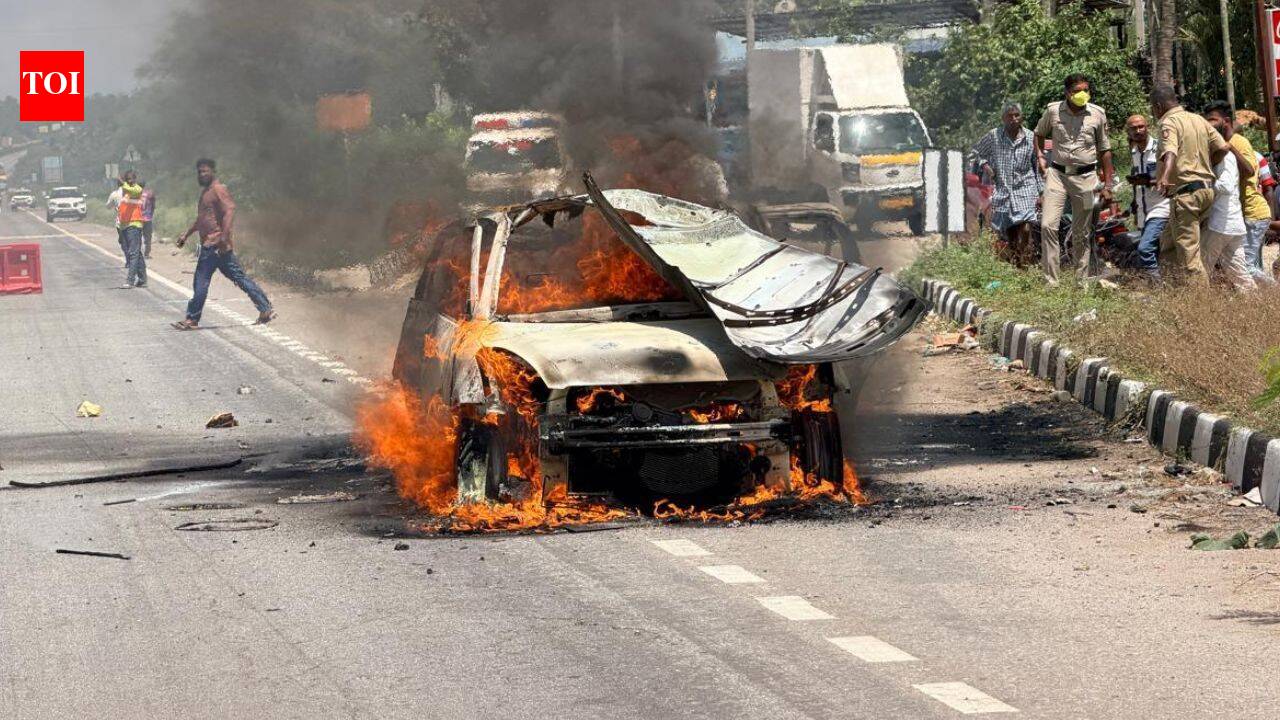 'Let’s die together': Karnataka man pulls out crude bombs from pocket after lover 'refused' to marry him; killed in explosion | Bengaluru News