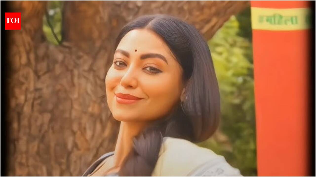 Anangsha Biswas slams public confusion over playing the 'grey' character of Zarina in 'Mirzapur': 'People think I'm easy because of my character' | Hindi Movie News