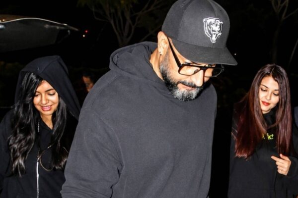 Abhishek Bachchan, Aishwarya Rai and Aaradhya jet out of the city in matching black outfits, netizens praise their parenting as daughter carries the luggage - WATCH VIDEO |