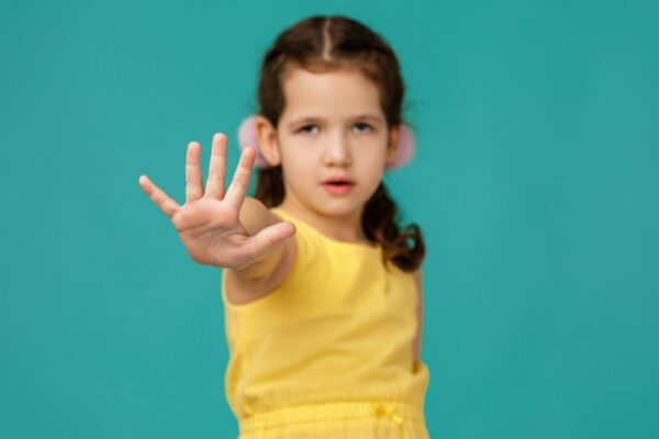 Want to raise a confident child? This child Psychologist’s simple 2-step formula could change your parenting forever |