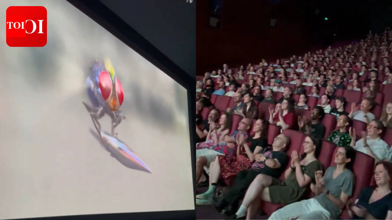 French audience erupts in applause for SS Rajamouli's 'Eega' during Paris screening |