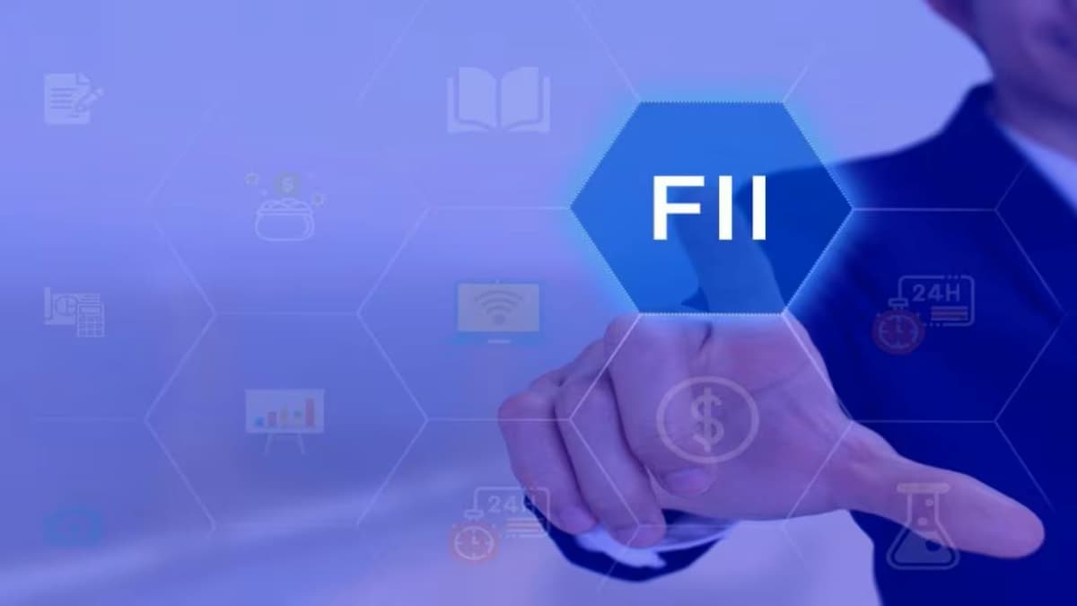 FIIs reverse course with ₹1,350 crore sell-off; DIIs stay net buyers on June 29