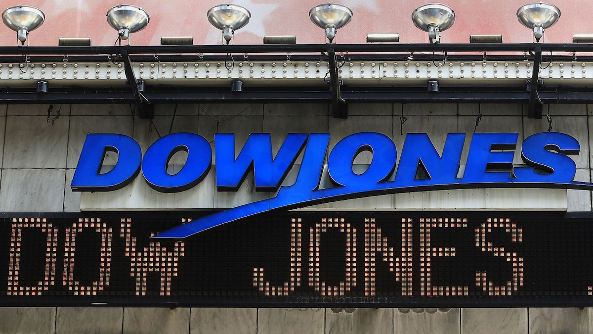 Dow Jones closes above 52,000 for the first time courtesy a debutant; Details here