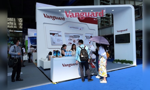 Vanguard ends BlackRock's 20-year run atop US ETF market