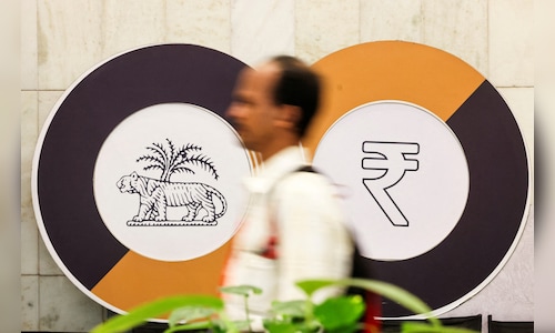 RBI launches forex swap facility for PSU ECBs, bank foreign borrowings