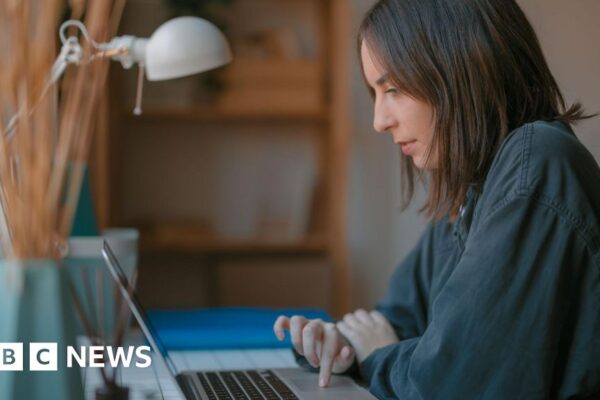 M&S launches new traineeship for 1,000 young people