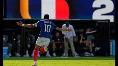Mbappé breaks France's goal record in win over Senegal
