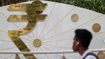 Rupee rises 50 paise to 95.24 against US dollar after RBI policy move