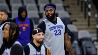 Mitchell Robinson not only playing, set to be Knicks' X-factor vs Spurs in Game 1: Insider