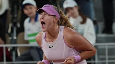 Powerful teen Mirra, crafty qualifier Chwalinska chase a first slam