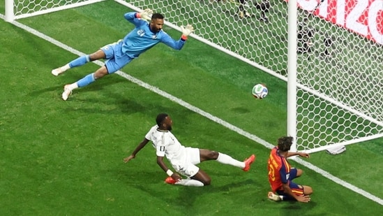 Spain vs Saudi Arabia LIVE Score, FIFA World Cup 2026: Oyarzabal runs riot as Spain surge into 3-0 lead