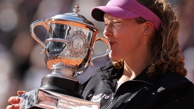 Mirra Andreeva’s parents: All on mom Raisa and dad Alexander Andreev; inside tennis star’s family life