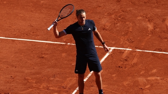 Alexander Zverev vs Flavio Cobolli Live score, French Open 2026: Zverev looks to break grand slam jinx