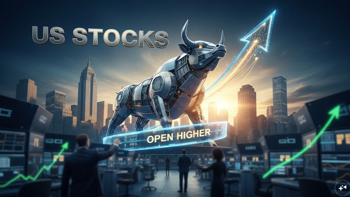 Nasdaq jumps over 1% as investors return to tech stocks