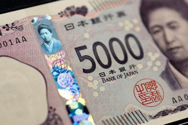 Japan's Yen hits 40-year low as clock ticks on intervention