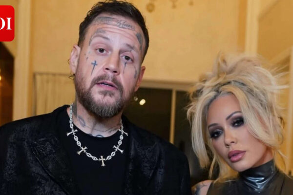 Bunnie Xo Talks Jelly Roll Divorce and Hilarious Prison DM on Podcast |
